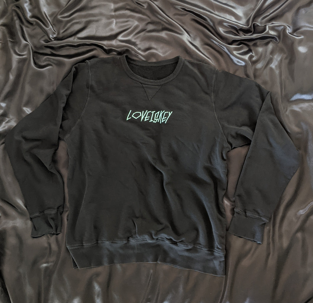 LOVE IS KEY Black CREWSWEAT